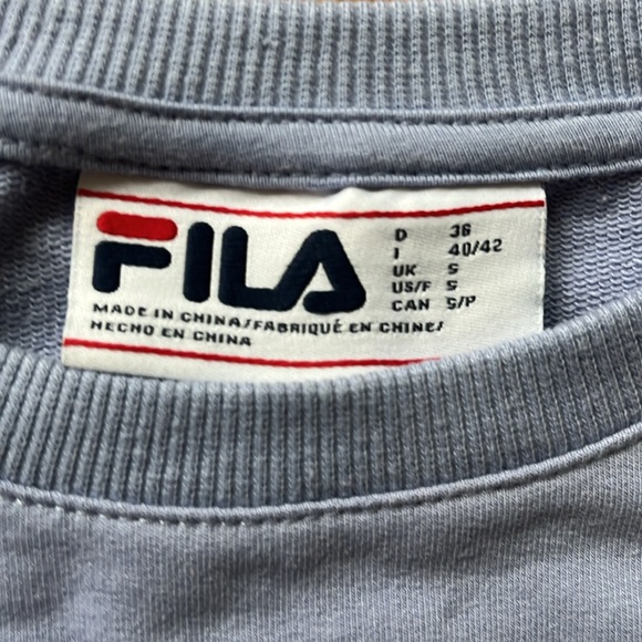 NWOT Perrywinkle blue FILA crew neck sweatshirt size small. 🪻🩵 HAS POCKETS!😍 - Picture 3 of 5